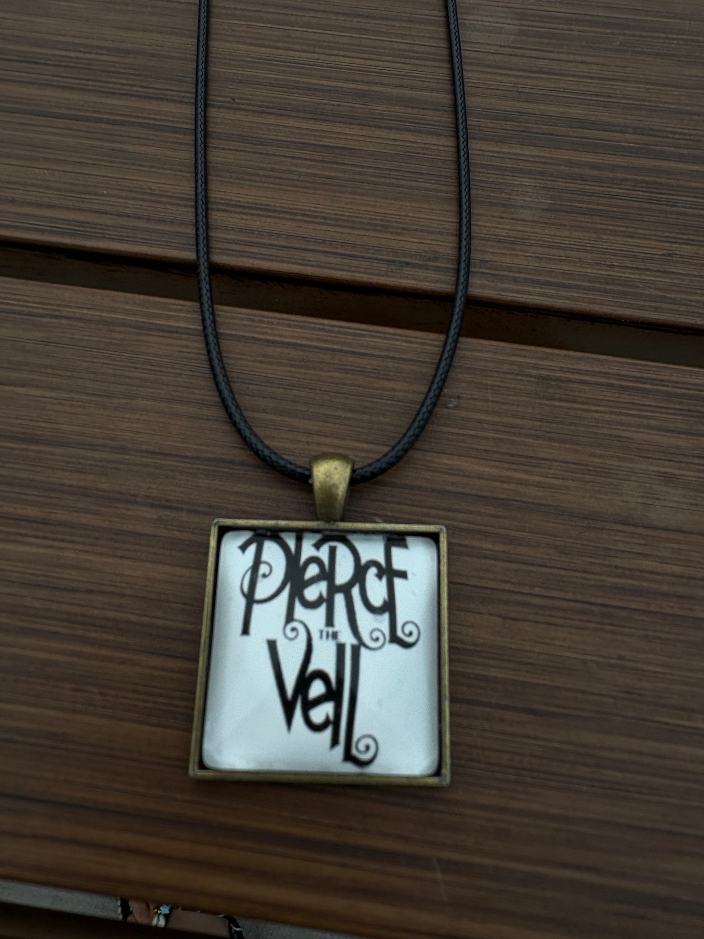 Pierce the Veil ‼️(Handmade) choker necklace